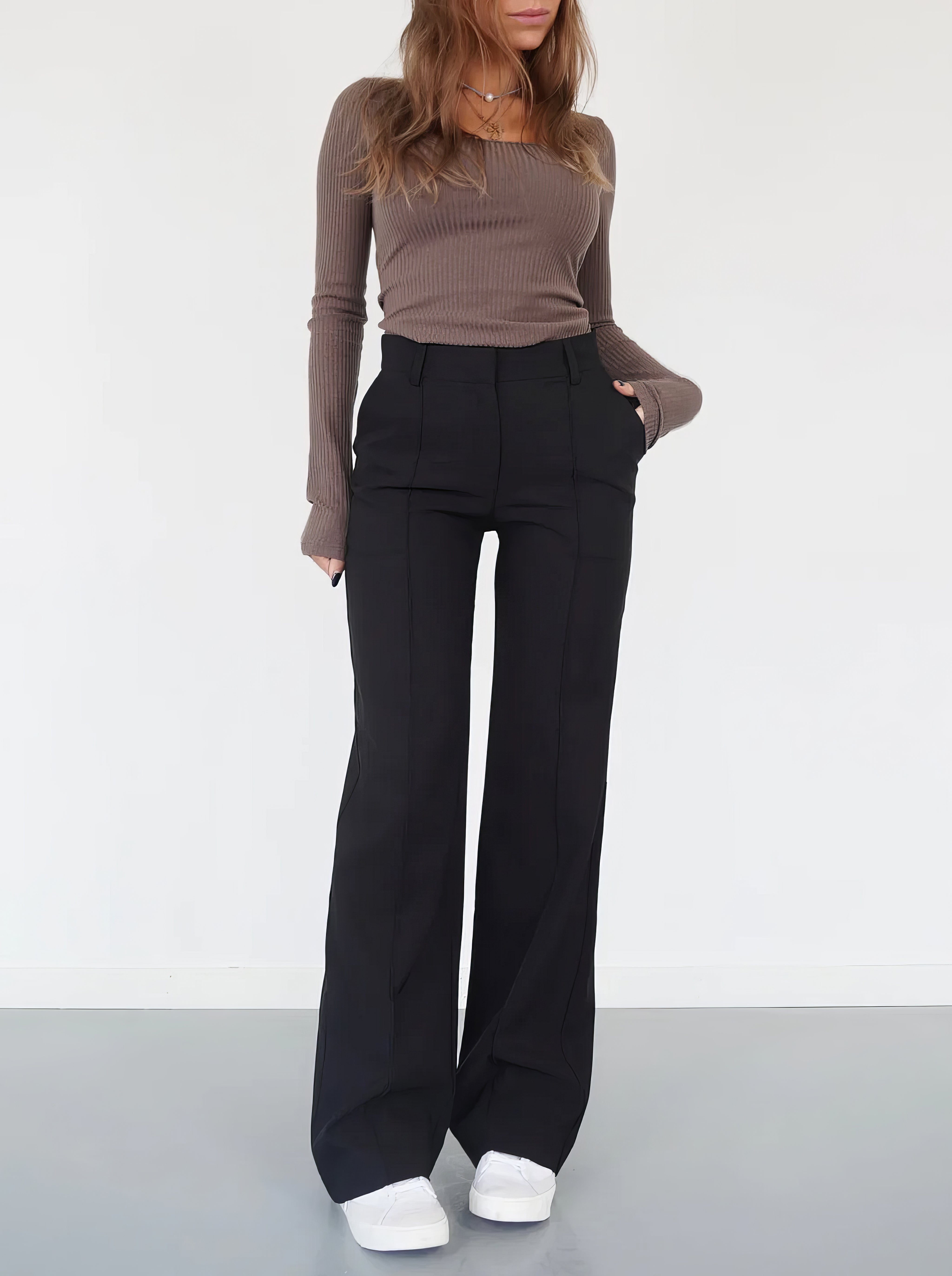 Elegant wide trousers